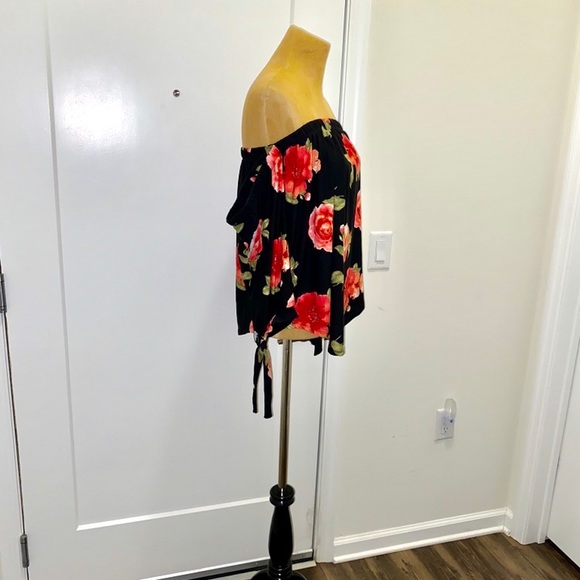 🌺👚 NWT dereck  ❤️ juniors off shoulder shirt xl - Picture 4 of 6
